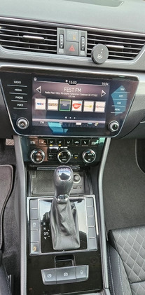 Skoda Superb cena 74904 przebieg: 211353, rok produkcji 2017 z Zawiercie małe 379